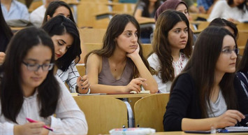 Milyonlarca Üniversite öğrencisinin beklediği haber geldi: YÖK Başkanı Özvar açıkladı, bahar dönemi 20 Şubat'ta başlayacak