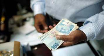 Milyonlarca vatandaşı ilgilendiriyor: Evde bakım maaşı hesaplara yatırıldı