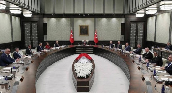 Milyonların gözü Beştepe’de: Kabine Toplantısı bugün yapılacak! Gündemde kritik konular var