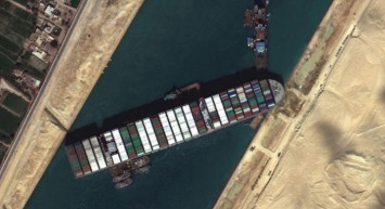 Mısır'dan Süveyş Kanalı'nı Tıkayan Gemi için Tazminat İndirimi