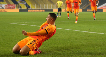 Mostafa Mohamed'e Dev Talip