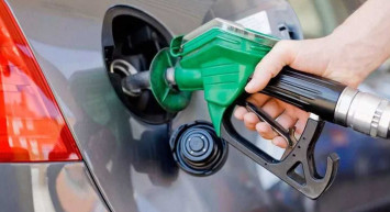 Motorin ve benzin fiyatlarında son durum ne? Akaryakıta bir indirim daha mı geliyor? Fiyatlar otomobil tercihlerini değiştirdi