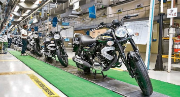 Motorsiklet severlerin gözdesinden üzen haber: 2024 Bajaj marka güncel motorsiklet fiyatlarına zam geldi