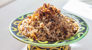 Mücendra pilavı tarifi : en güzel ve lezzetli mücendra pilavı nasıl yapılır? Mücendra pilavı malzemeleri ve pratik tarifi