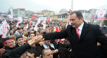 Muhsin Yazıcıoğlu daha önce uyarmıştı: Bu adamdan uzak durun