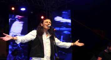 Murat Kekilli haddi aştı! Ne yaptığını bilmiyor! Bülent Ersoy için öyle bir şey dedi ki