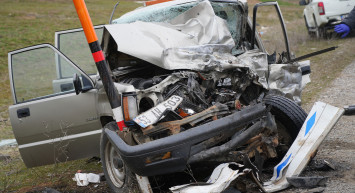 Muş'ta can alıcı kaza: 1 kişi öldü ve 2 kişi yaralandı
