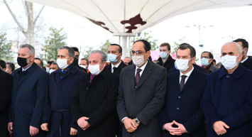 Mustafa Şentop, Tarihçi Mehmet Genç'in Cenazesine Gitti