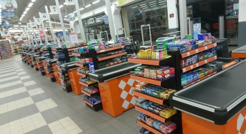 Müşterilerle kasiyer arasında gerginlik: Kasada fiyat farklı çıktı ortalık karıştı