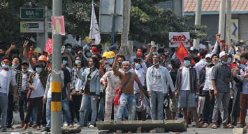 Myanmar’da Darbe Sonrası Devlet İşleyişi Durma Noktasına Geldi