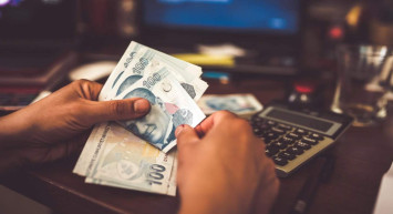 Nakit ihtiyacı olanlara müjde: Faizsiz ve 1 yıl geri ödemesiz 300 bin lira kredi verilecek