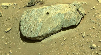 NASA Duyurdu: Mars'ta İlk Kaya Örneği Alındı!