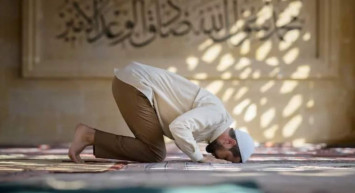 Neden ikindi vaktinden sonra uyunmaz? İkindi vaktinden sonra uyunursa ne olur, günah mı?