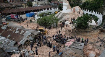 Nepal’de deprem felaketi: En az 128 kişi hayatını kaybetti