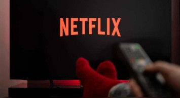 Netflix en iyi 30 yetişkin dizi ve film önerisi