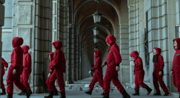 Netflix La Casa de Papel Kore dizisi konusu nedir, oyuncuları kimler? Netflix La Casa de Papel Kore dizisinin fragman yayınlandı