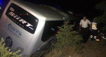 Niğde'de Yolcu Otobüsü Kaza Yaptı: 1 Ölü 10 Yaralı
