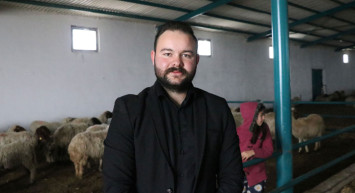 Niğdeli Genç Girişimci 1,5 Milyon Destekle Kurduğu Çiftlikte Ekonomiye Katkı Sağlıyor