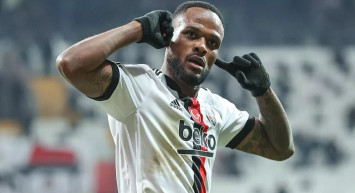 Nihat Kahveci Beşiktaş ve Cyle Larin Hakkında Yaşanan Sözleşme Krizini Anlattı!