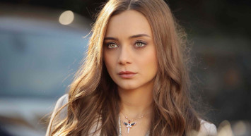 O Ses Türkiye’nin Havasında Aşk Kokusu Var! Damla Sönmez’le Murat Boz’un Sahnede Birbirlerine Yaptıkları Kur Olay Oldu