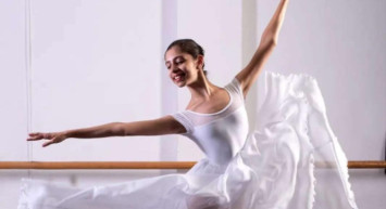 Ödüllü balerin Eylül Sıla Ilgaz evinde ölü bulundu