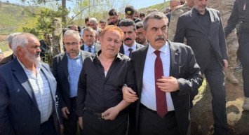 Öğrencilerini Korurken Hayatını Kaybeden Öğretmenin Eşi: “Gurur Duyuyorum”