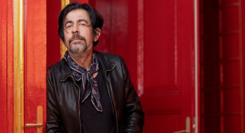 Okan Bayülgen’in açıklamaları gençleri kızdırdı: Türkiye’den kaçıp Londra’ya itaat etmeye gidiyorlar