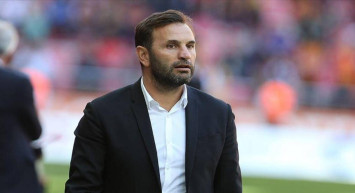 Okan Buruk’tan yeni rekor: Bu kez gözünü Mircea Lucescu’ya çevirdi