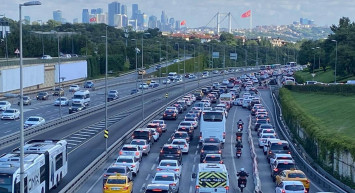Okullar açıldı: İstanbul’da trafik yoğunluğu arttı