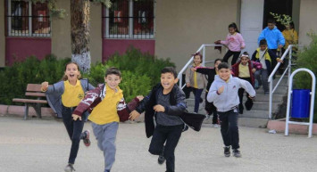 Okullar ne zaman, hangi tarihte başlayacak 2023? İlkokul 1. sınıflar ne zaman okula başlayacak? 2023-2024 eğtiim öğretim yılı açılış tarihi