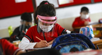 Okullarda 2. Dönem Geç Mi Başlayacak? Milli Eğitim Bakanlığı Yeni Takvimi Açıkladı!