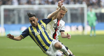 Ömer Üründül, Beşiktaş ile Fenerbahçe arasında oynanan derbide İrfan Can Kahveci'yi eleştirdi!