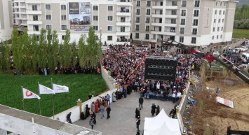 On binlerce kişi başvuru yaptı: Bingöl’de bedava ev izdihamı yaşandı