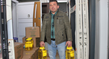 Ordu'da bir esnaf stokçulara inat kampanya başlattı: Çelik kapı alana 5 litre yağ hediye!
