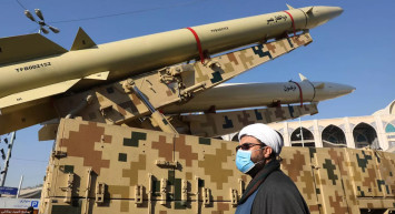 Orta Doğu'da kazan kaynıyor: İran Pakistan'a füze saldırısı gerçekleştirdi