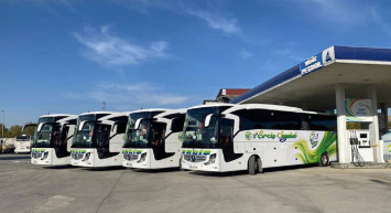 Otobüslerde ibadet tartışması: Molaların namaz saatlerine ayarlanması talebi reddedildi