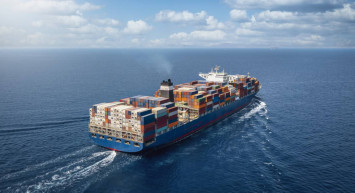 Otomobil ve modada Kızıldeniz alarmı: Küresel ticaret tehlikeye girdi