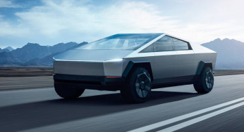 Otomotiv devi Tesla’dan önemli uyarı: Cybertruck alan aracı 1 yıl satamayacak