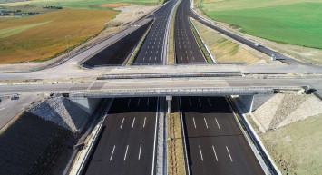 Otoyollardaki hız sınırı değişti mi? Yeni hız sınırı kaç oldu, 140 km mi oldu? 2022 yılı hız sınırları değiştirildi