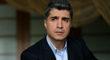 Özcan Deniz annesinin rızasını hiçe sayıp genç sevgilisi Samar Dadgar’la evlilik yolunda ilk adımını attı!