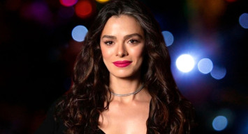 Özge Özpirinçci ve Burak Yamantürk’ün kameralardan sakladığı kızları Mercan ilk defa görüntülendi