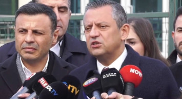 Özgür Özel, Silivri Cezaevi'nde Ahmet Özer'i ziyaret etti