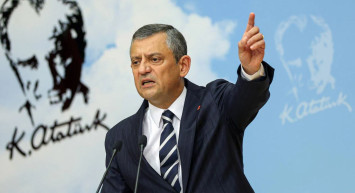 Özgür Özel’den tartışma yaratan benzetme: “30 yıl önce cinayet işlese bile gözaltına alınamaz”