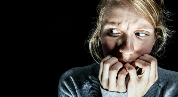 Panik Atak Geçiren Birine Nasıl Müdahale Edilmeli?