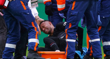 Paris Saint Germain'e Neymar'dan Kötü Haber!