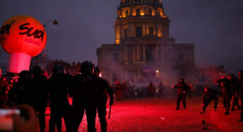 Paris sokaklarında tansiyon artıyor: Emeklilik reformuna tepkiler çığ gibi büyüyor