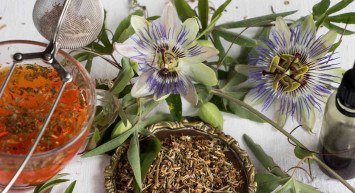 Passiflora çayı ne işe yarar, nasıl yapılır? Doğal bir sakinleştirici olan passiflora çayının faydaları 