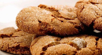 Pekmezli kurabiye malzemeleri nelerdir, nasıl yapılır? Pişirince kokusuyla büyüleyen nefis pekmezli kurabiye tarifi