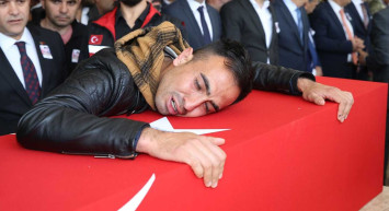 Pençe-Kilit Operasyonu bölgesinde şehit olan Doğukan Korkmaz, Fırat Canlı ve Yunus Kalkan son yolculuklarına uğurlandı