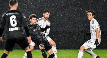 Pendik'te Beşiktaş'a soğuk duş: Siyah Beyazlılar farklı kaybetti